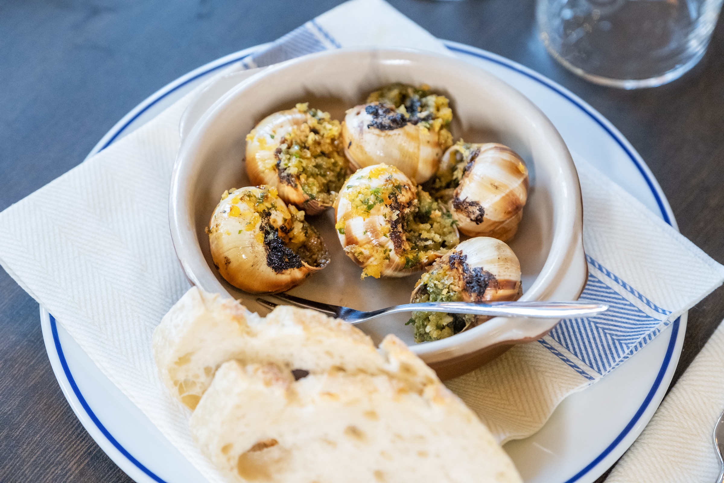 Escargots med grillat bröd